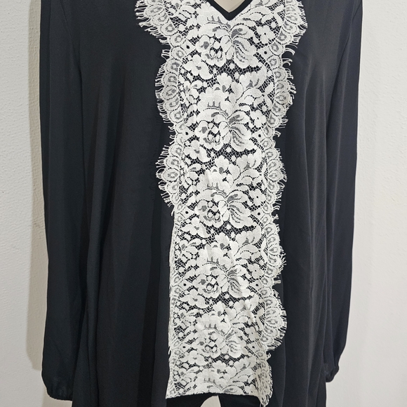 Karen Kane Black and White Lace Tunic Sz L - Picture 8 of 8